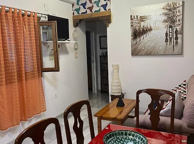 Patio De Leones דירה